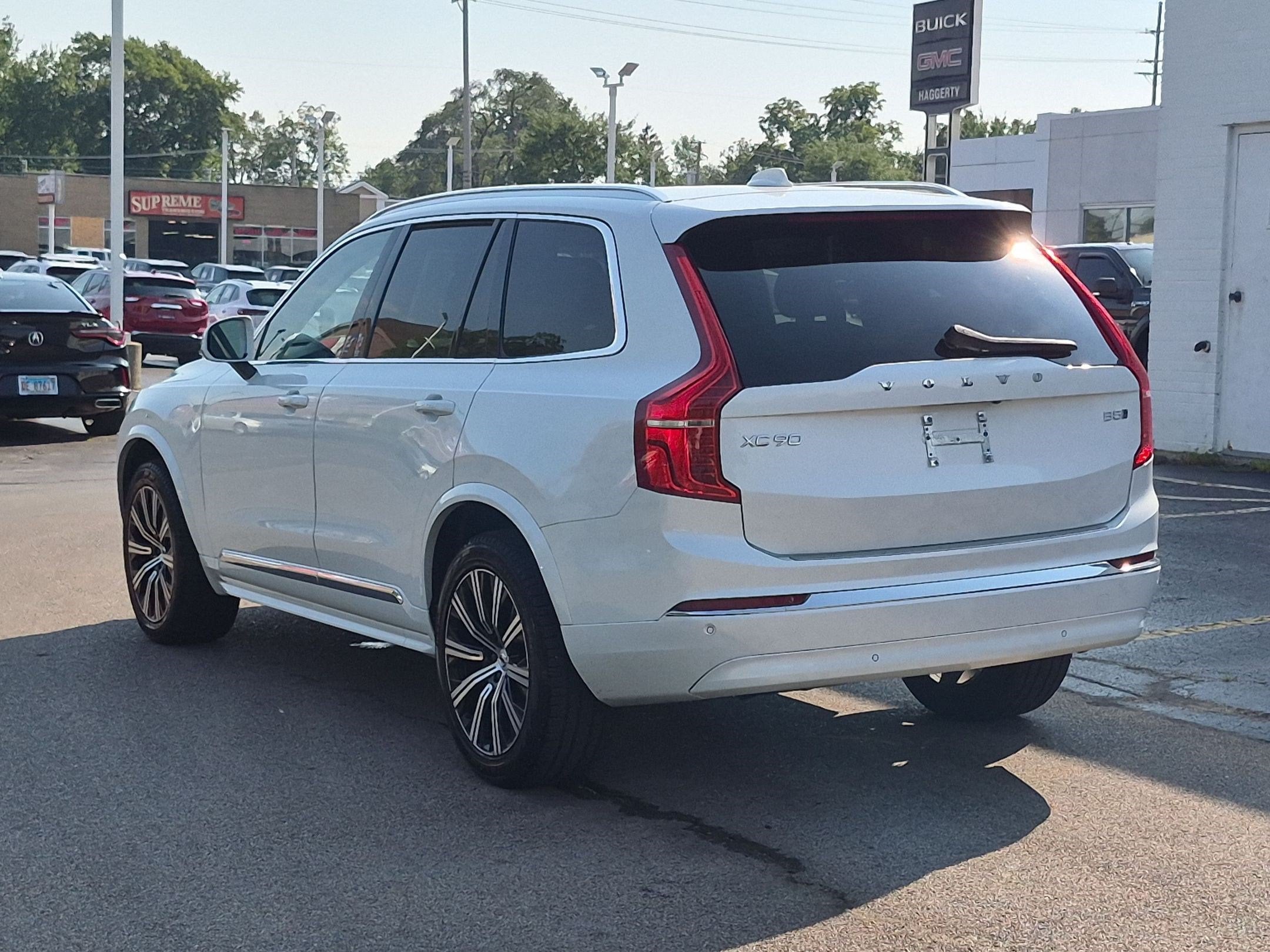 2024 Volvo XC90 B5 Core Bright Theme